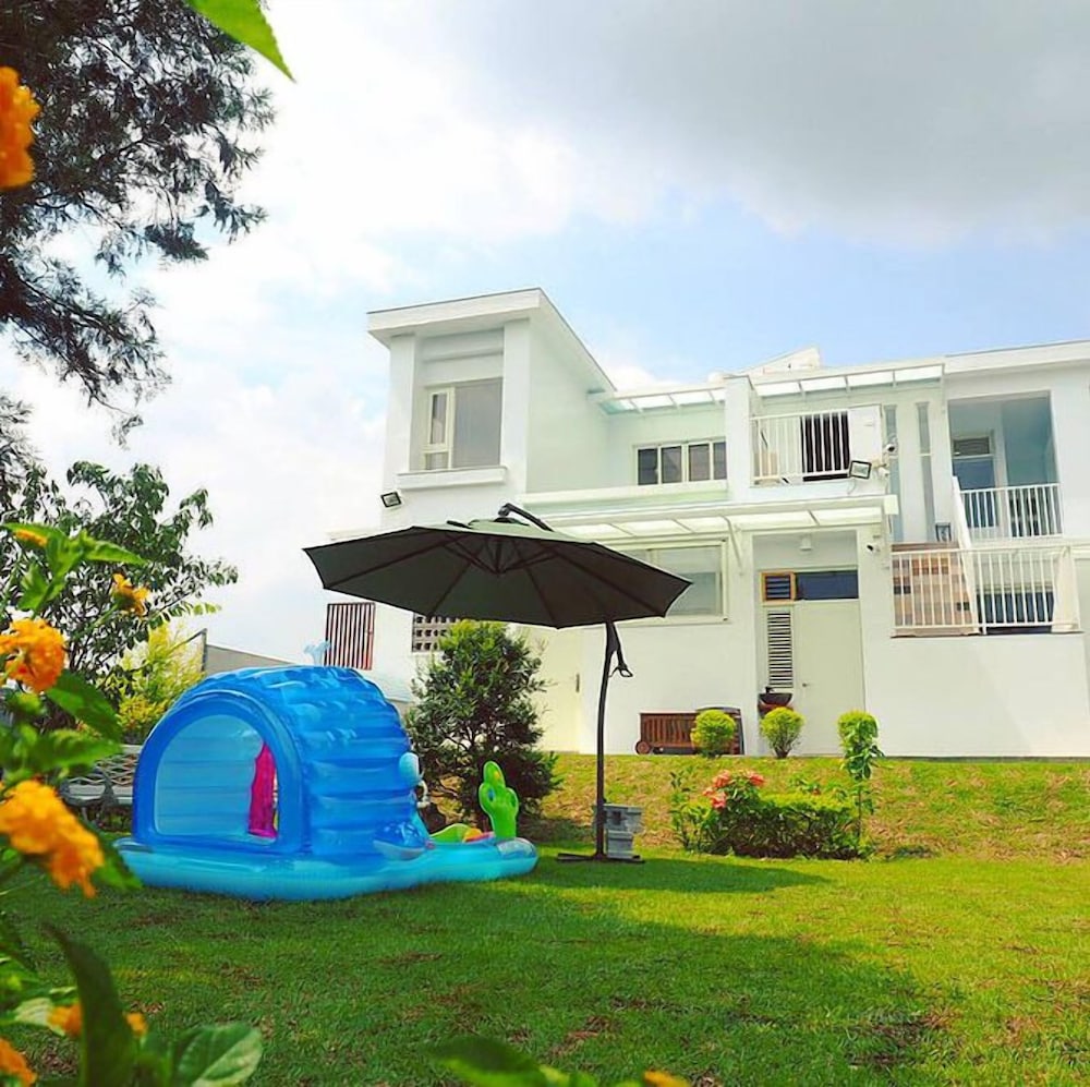 Cloud & Green Private Guest House