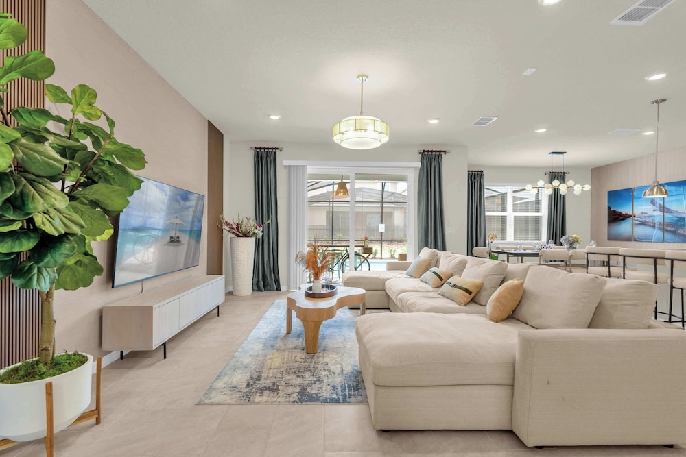 Upstay Disney 5BR Movie Mansionwindsor Cay Resort