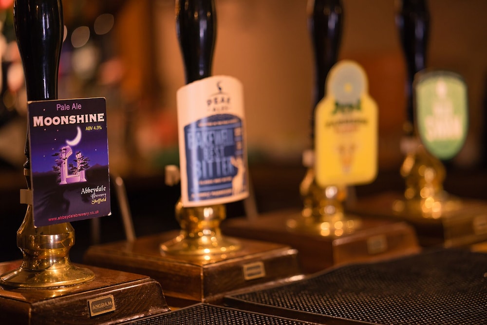 Hope Valley Vacations - The Cheshire Cheese Inn - Property Image 3