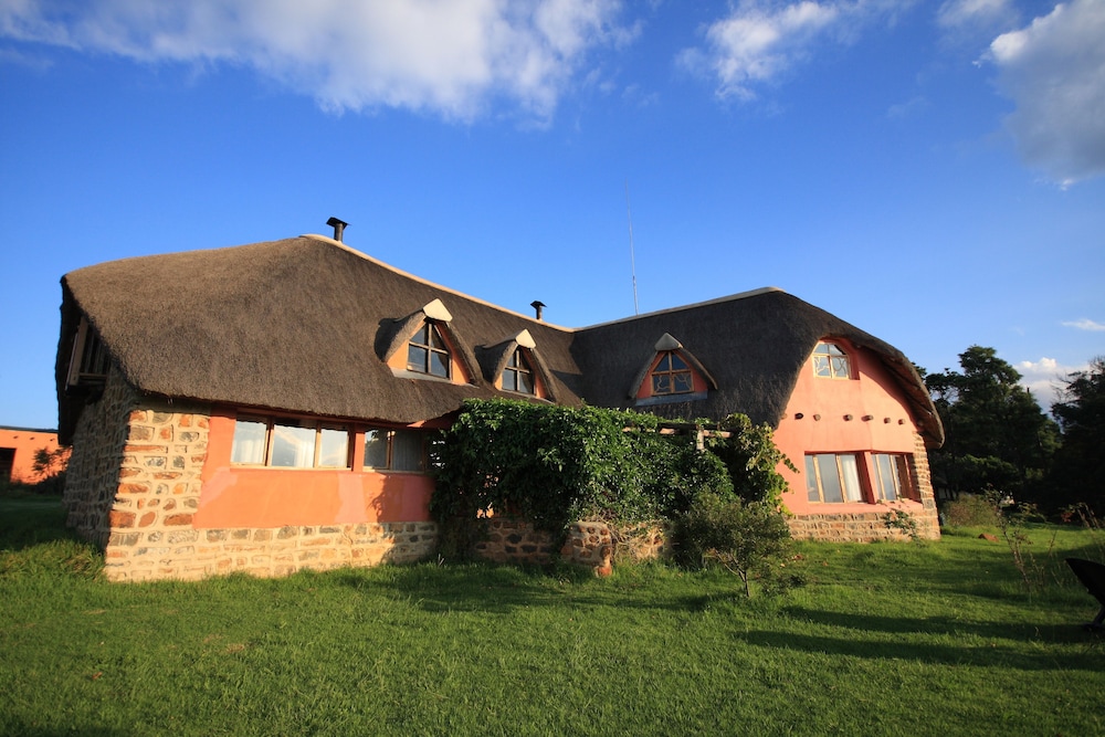 Antbear Drakensberg Lodge