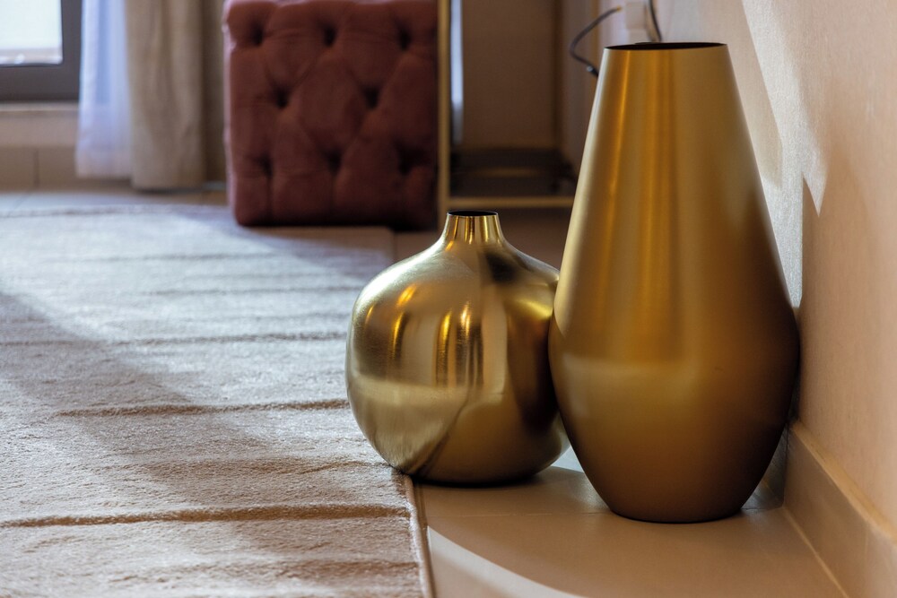 Durrani Homes - The Luxe Retreat 4BR Podium villa with private Jacuzzi and Burj Khalifa View