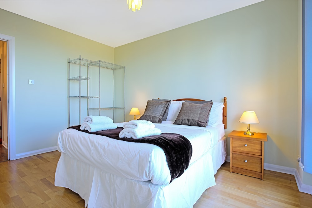 Britannia Penthouse view 5