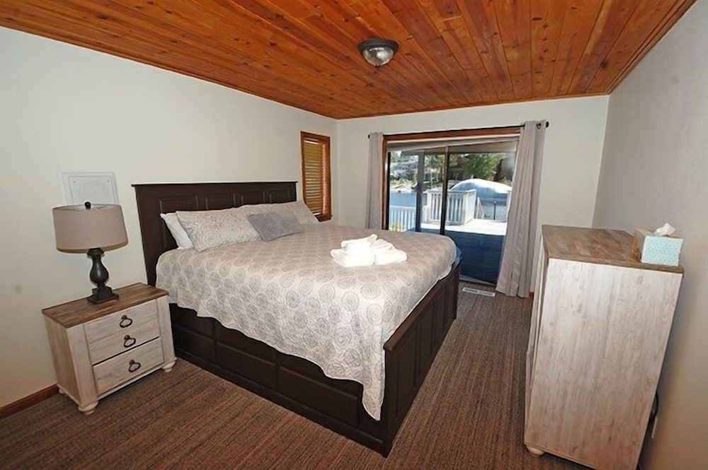 625 Alpine Drive 4 Bedroom Home