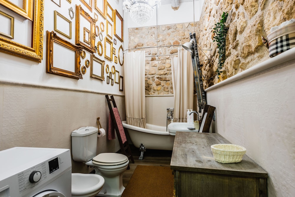 Dolce Suite Near Syracuse Cathedral by Wonderful Italy