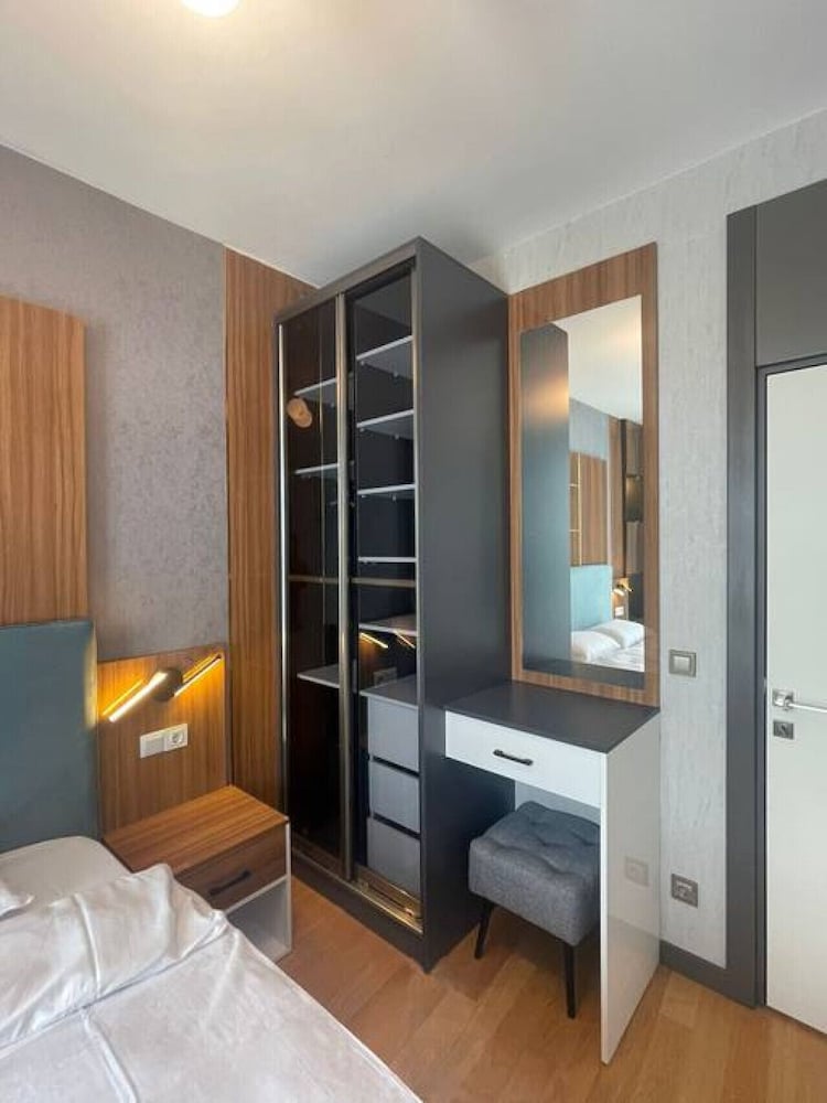 Special1 1 Apartment in Batisehir Near Mail of IST