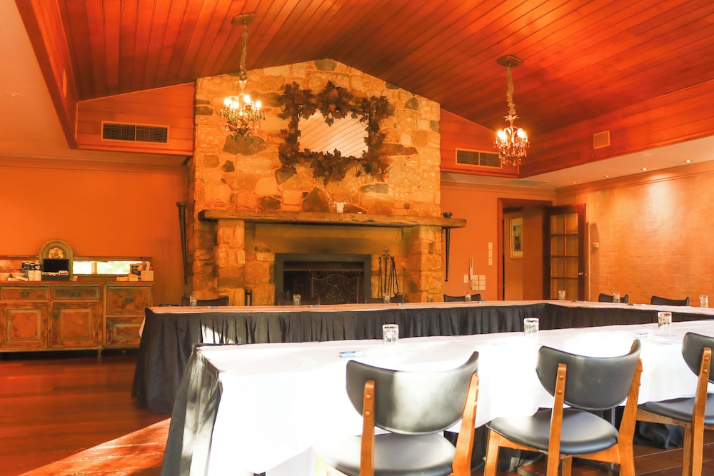 meeting & event spaces