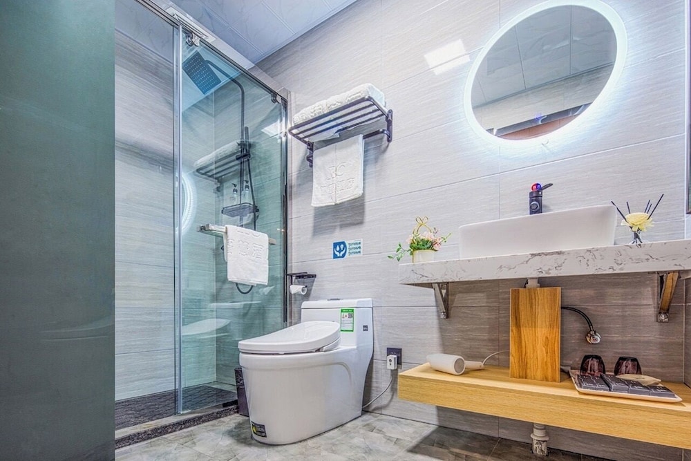 RC SMART HOTEL