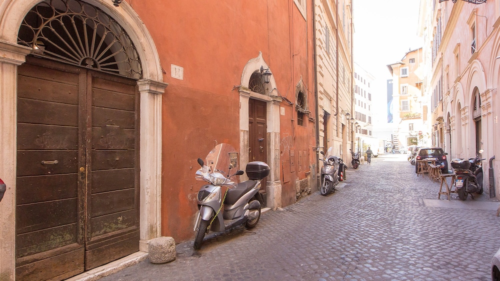 Rental in Rome Bovari