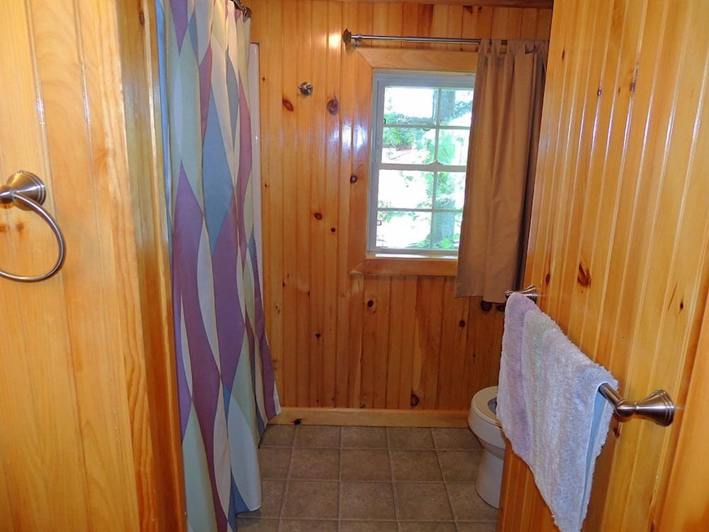 Angel Rock Waterfront Cottages and Vacation Homes