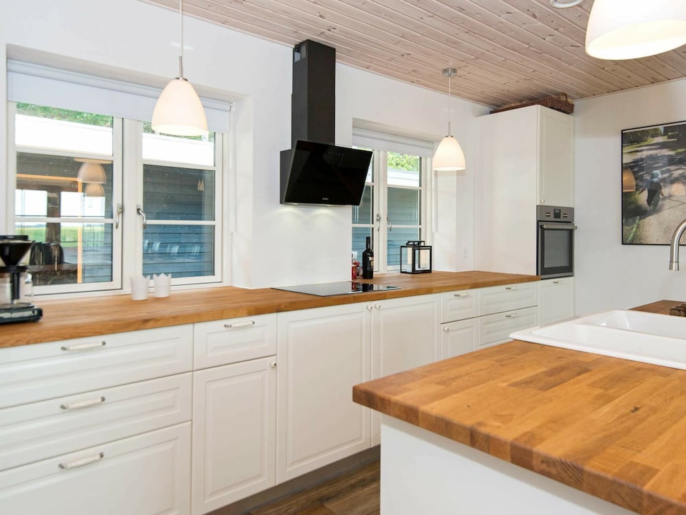 10 Person Holiday Home in Glesborg view 4