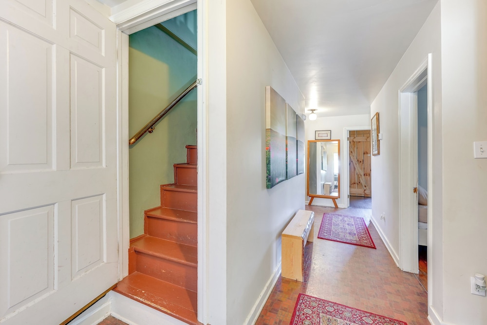 Pet Friendly: Historic East Stroudsburg Manor