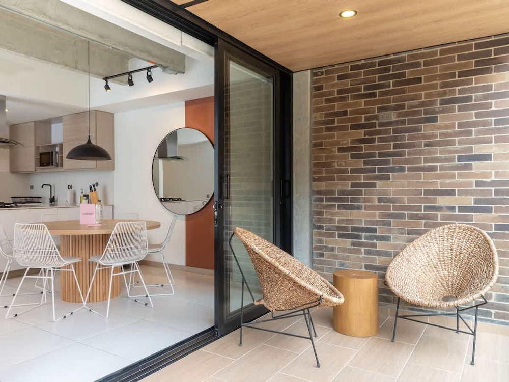 Panoramic 3 BR in Laureles Medell n