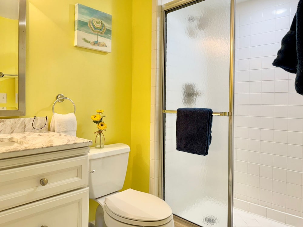 King bed Oceanview Daytonabeach