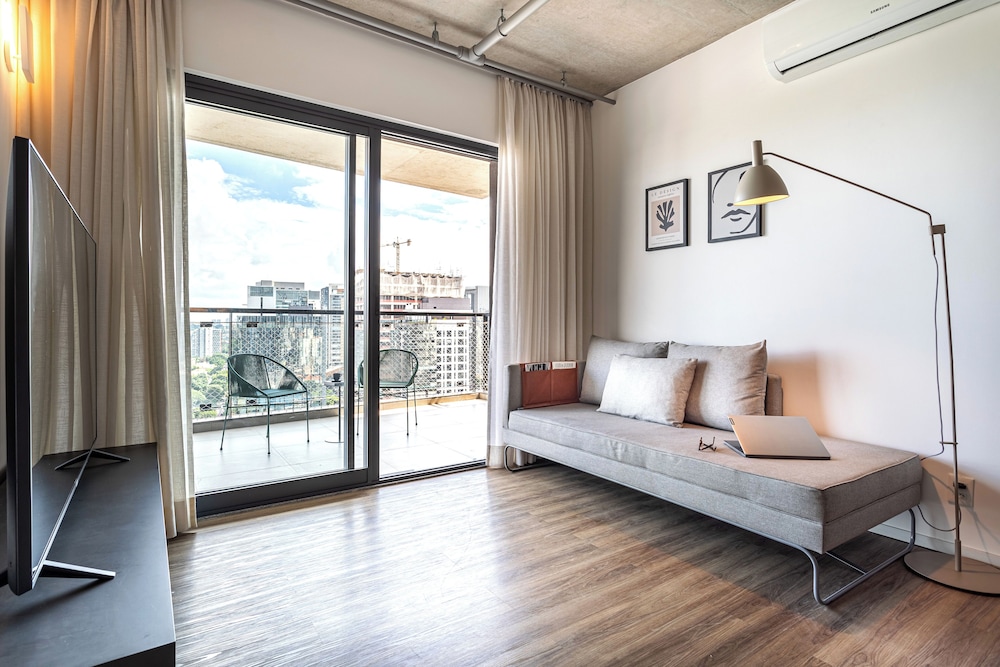Ayra Pinheiros - Apartamentos com vista incrível para São Paulo ao lado da Rebouças e Faria Lima