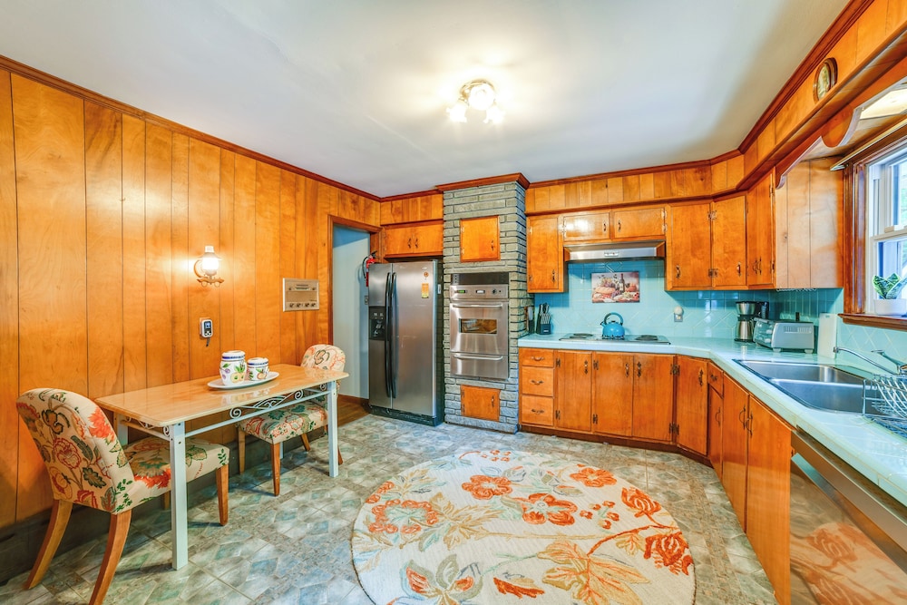 Serene Home w/ On-site Brook in Callicoon Center
