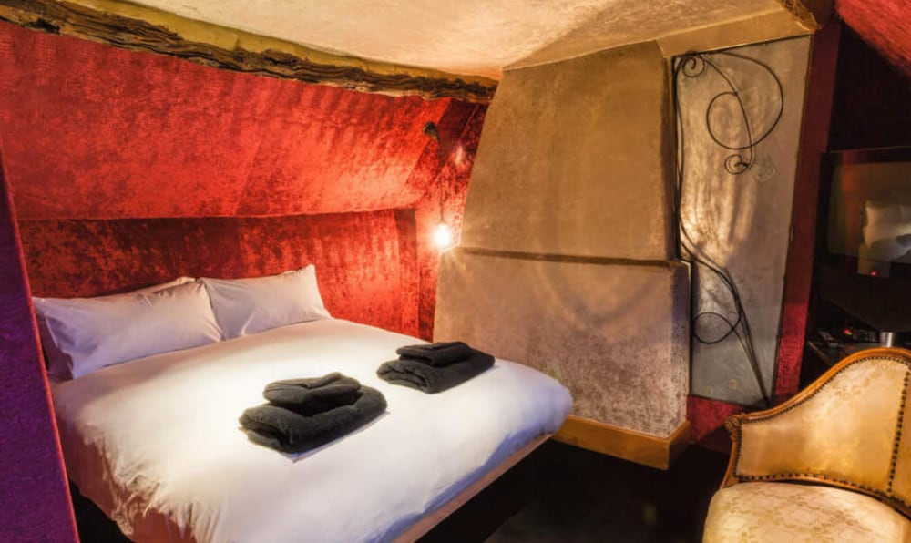 Oxford Vacations - Crazy Bear Hotel-Stadhampton - Property Image 37