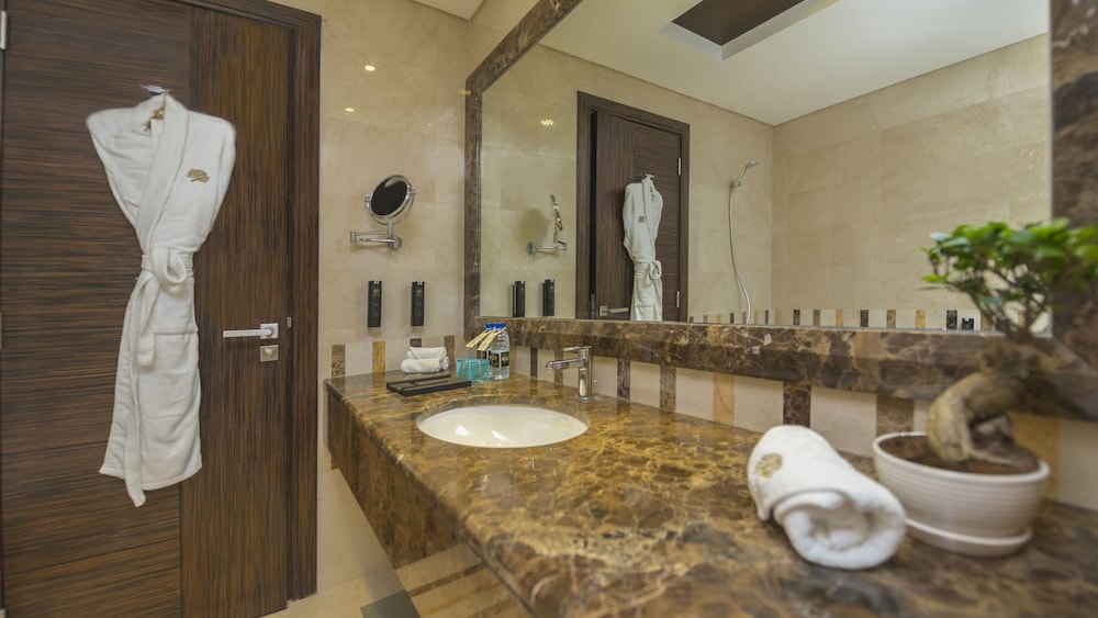 Abu Dhabi Vacations - Jannah Burj Al Sarab - Property Image 16