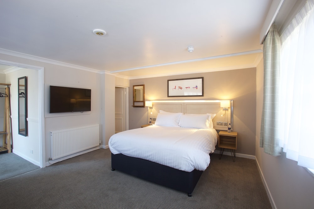 Fisherman's Cot, Tiverton by Marston's Inns view 3