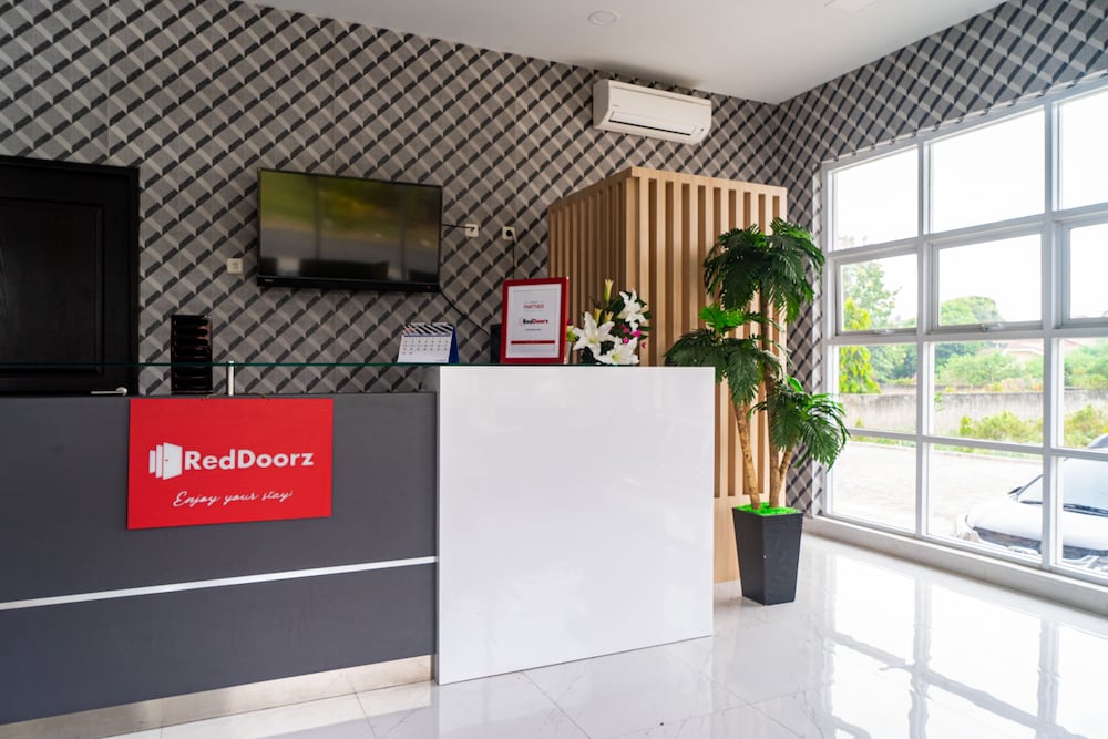 Formerly Reddoorz Plus Near Teras Kota 3 view 2