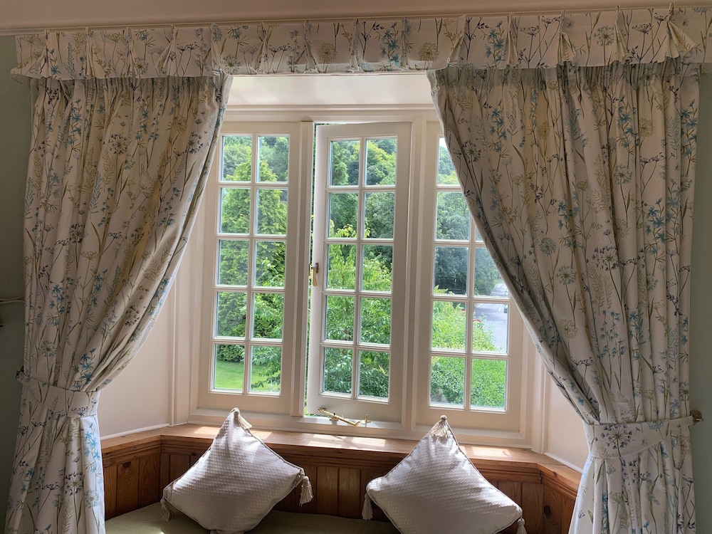 Polraen Country House