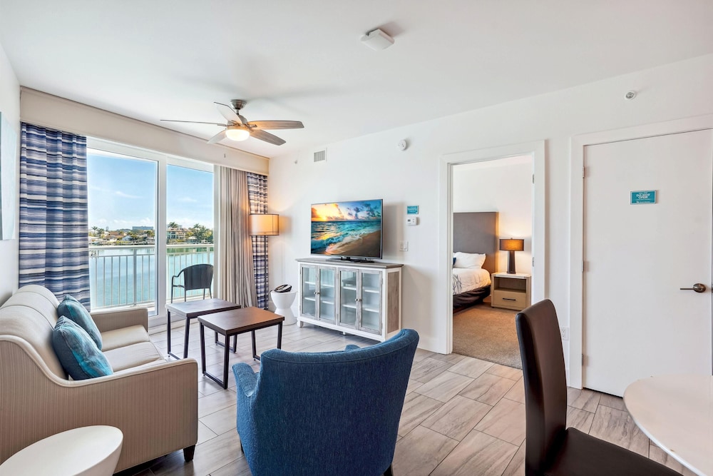 Oceana 301 East