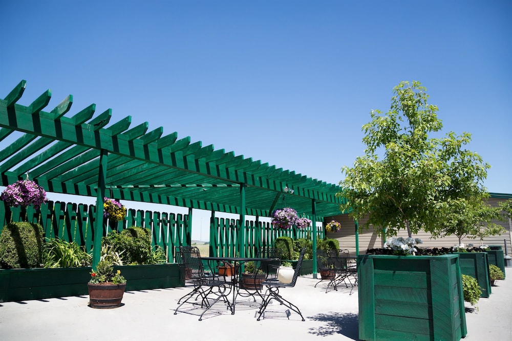 Best Western Paradise Inn  Resort - Property Image 3