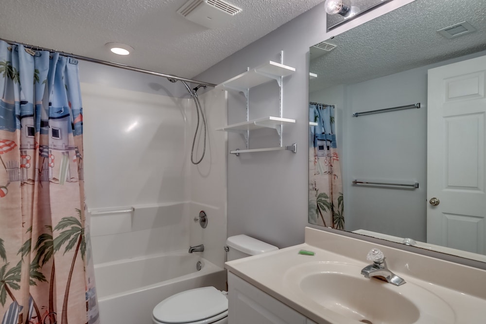 Ashworth by Condo-World