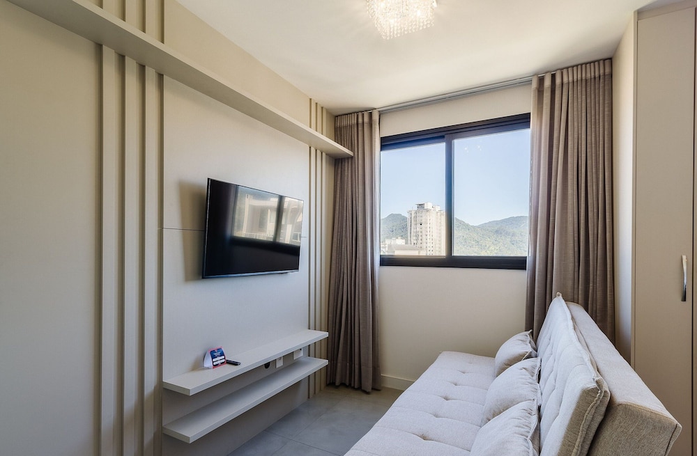 MHF II Apts Variados em Prédio com Vista para o Mar em Itapema