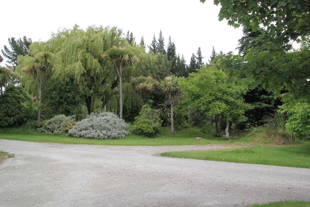 The Shed Guesthouse view 4