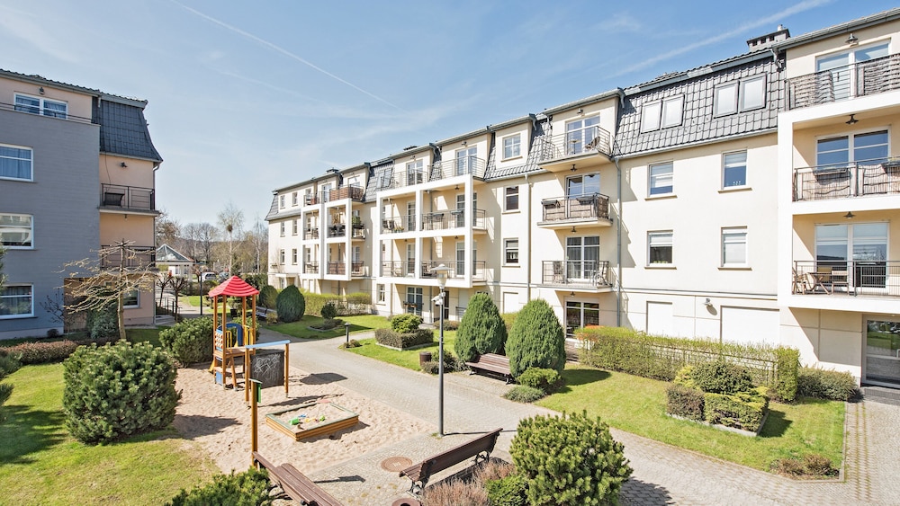 Dom & House - Apartments Parkur