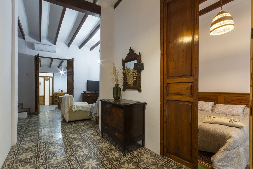 Casc Antic in Javea With 2 Bedrooms and 1 Bathrooms view 3