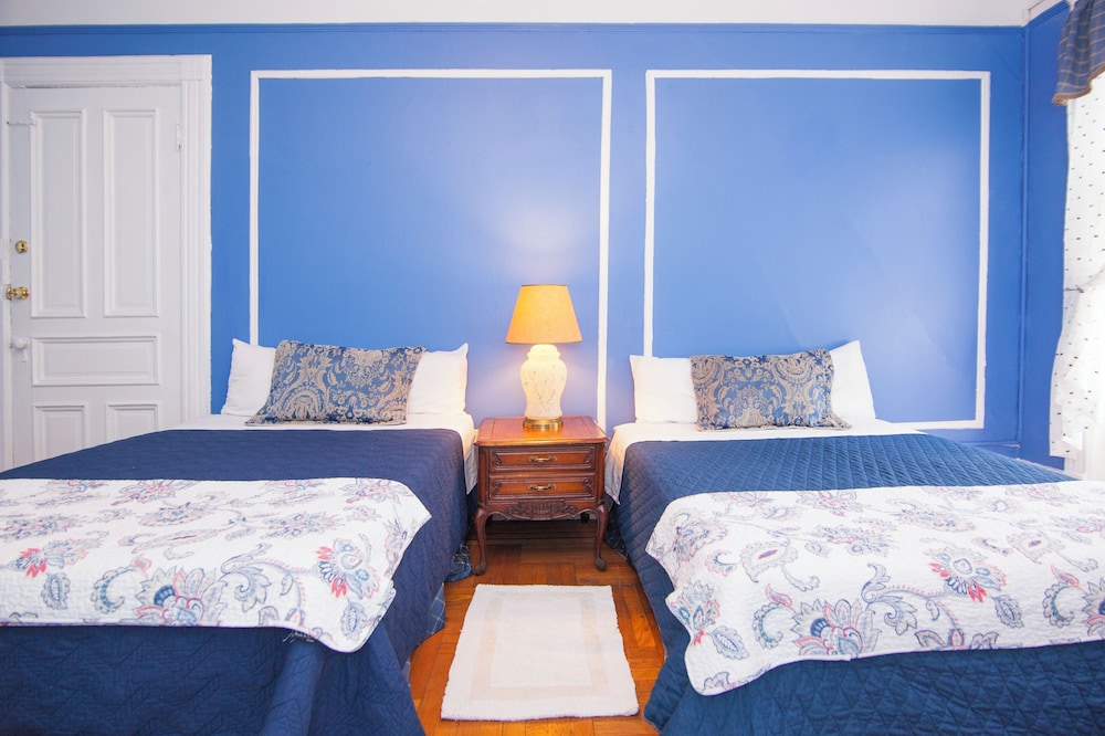 New York City Vacations - Saint Nicholas Inn Guesthouse - Property Image 19