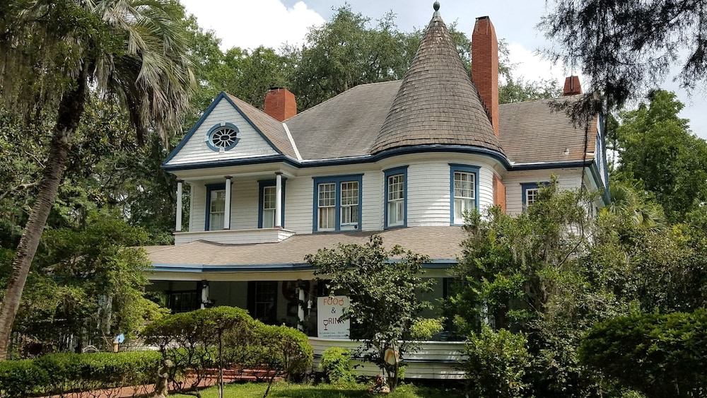 Thomasville Vacations - Daffodale House BB - Property Image 1