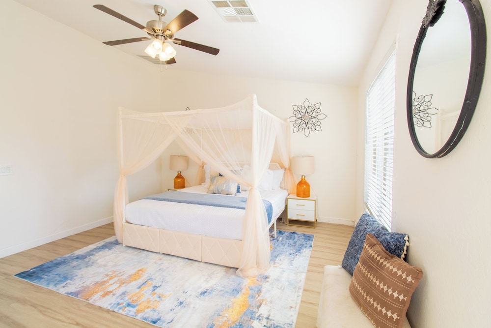Casa Desert Willow 5BR Home & Pool