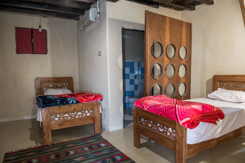 Zad Elmosafer Guest House