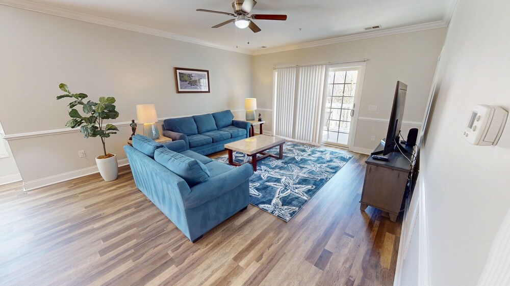 Magnolia Pointe 4869-201 3 Bedroom Condo
