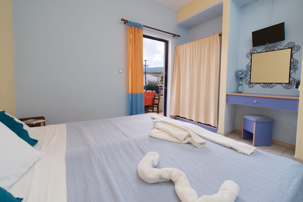 Kalypso Studios & Apartments