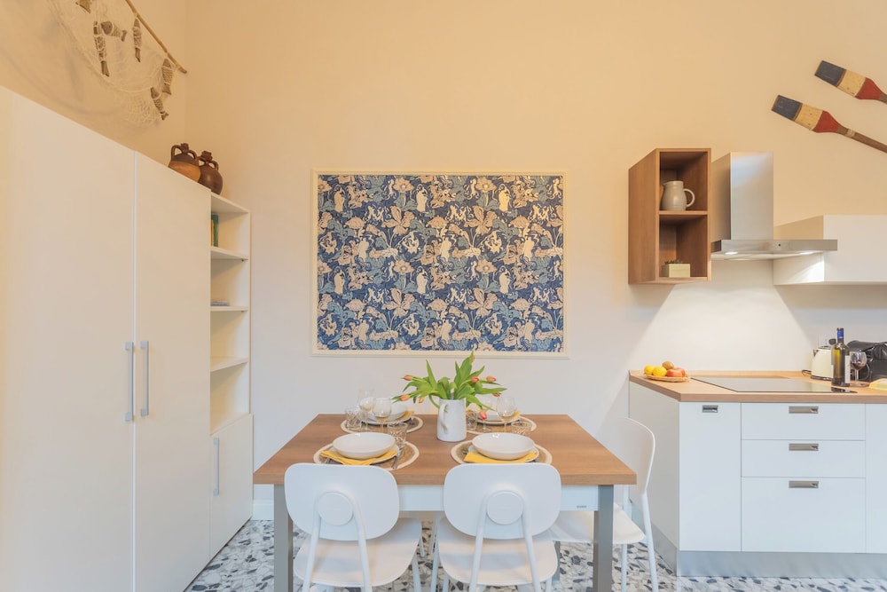 Cinque Giornate 70 Suites by Rent all Como