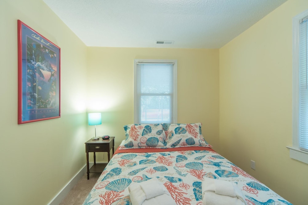 W Huron 110 2 Bedroom Holiday Home By My Ocean Rentals