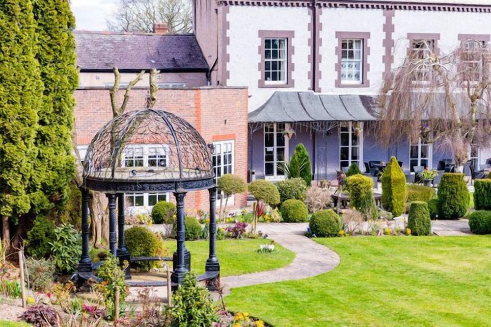 Rossett Hall Hotel