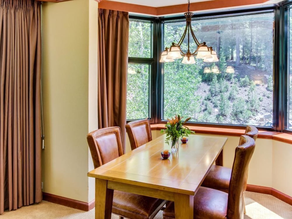 Lake Tahoe Vacations - Resort at Squaw Creek 345 and 347 - Property Image 7