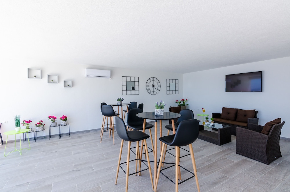 Apartments Sandito