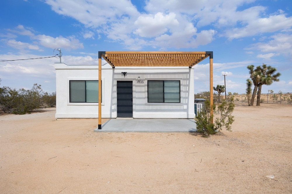 Walker Ranch - Cozy And Romantic Cabin With Fire Pit 1 Bedroom Home by RedAwning view 2