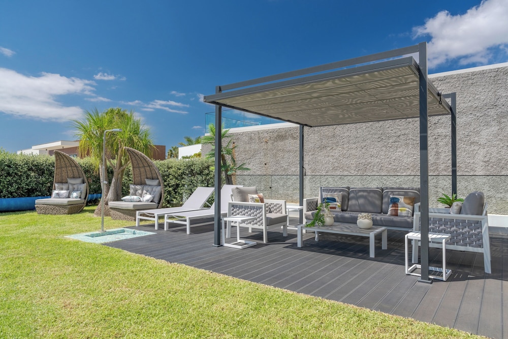 Luxury Diamond House