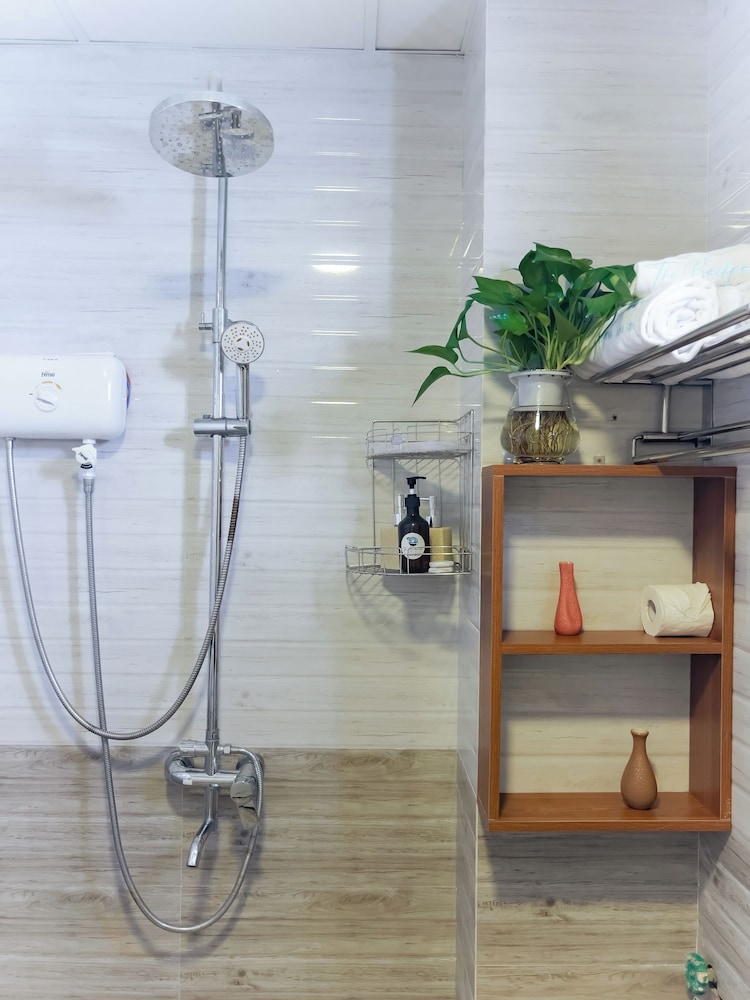 Danang Backpacker Hostel and Spa - Image 5