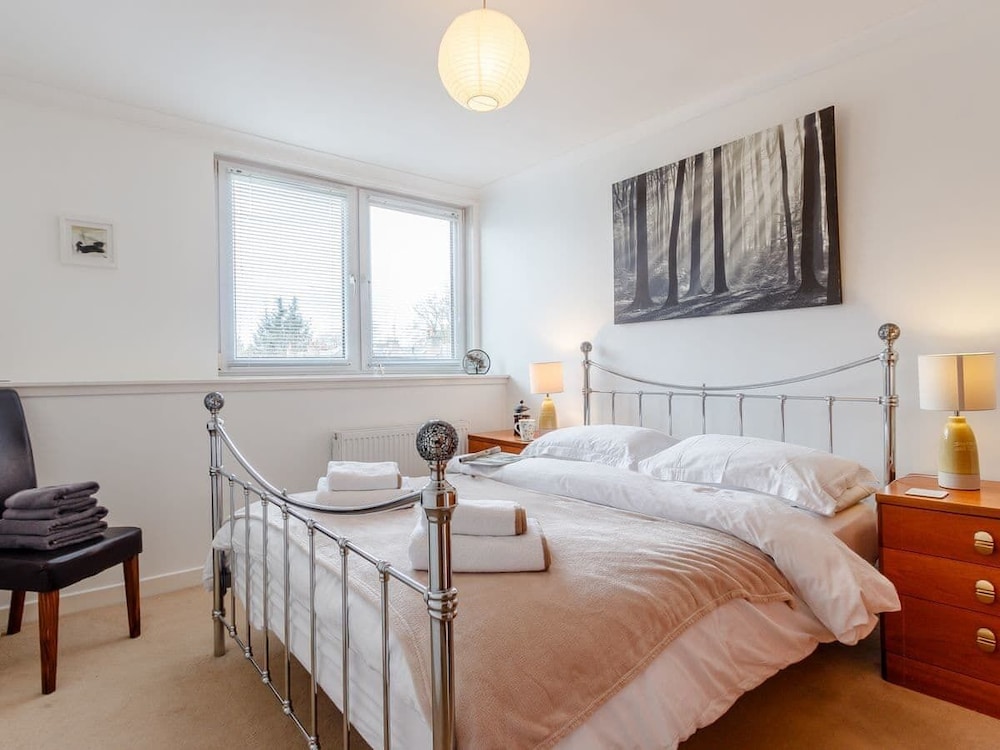 City Apartment With Rural Charm view 2
