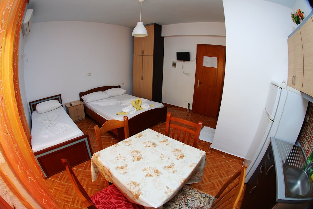 Vila Renato
