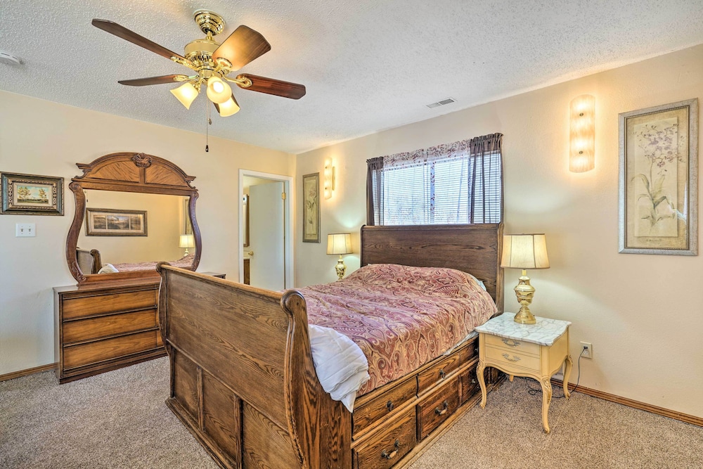 Canon City Vacations - Pet-friendly Duplex - Near Skyline Drive! - Property Image 24