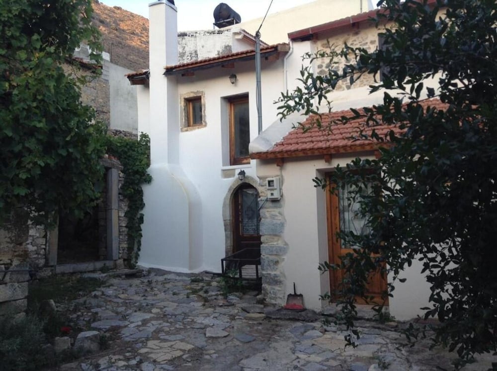 Olive Valley Traditional House
