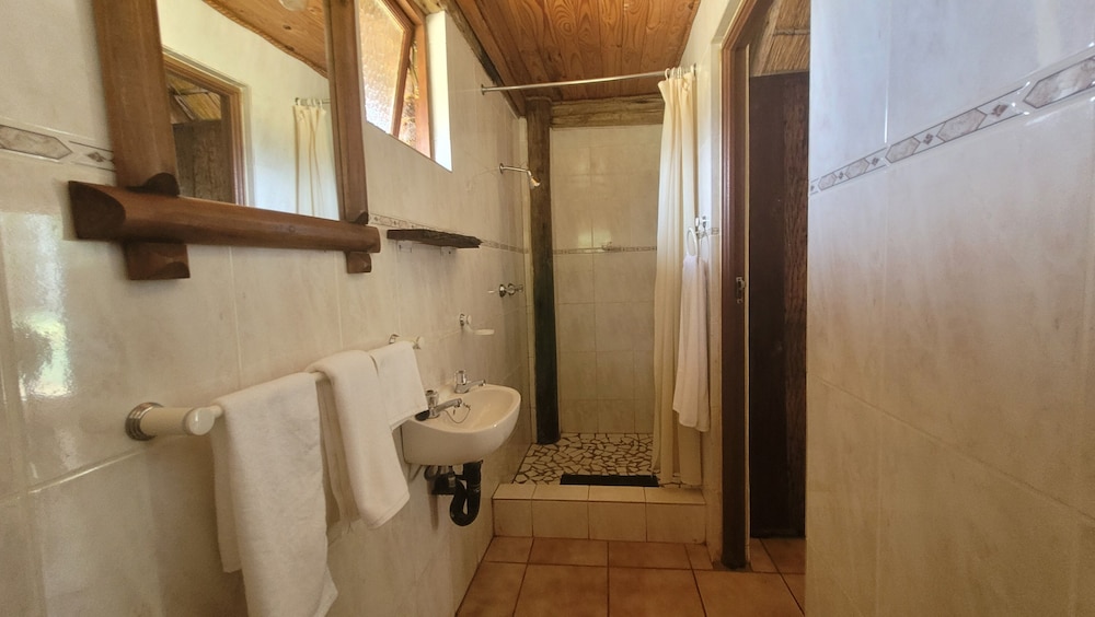 Lush Horizons Game Lodge